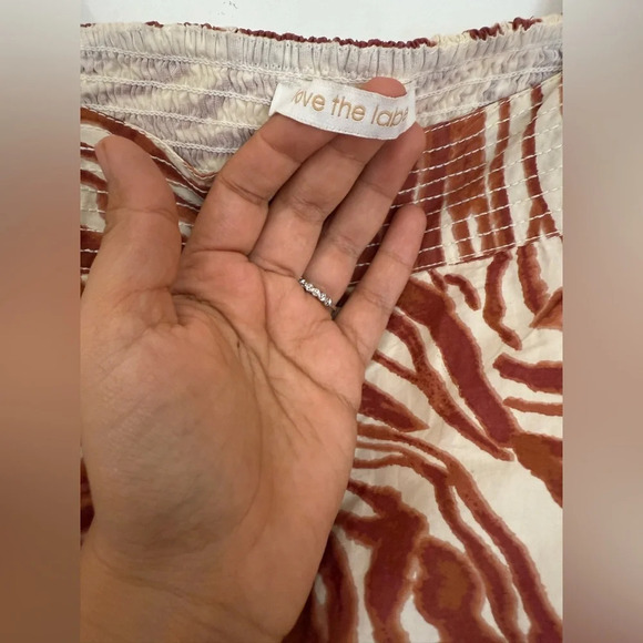 LOVE THE LABEL ANTHROPOLOGIE LOVE THE LABEL SMOCKED EYELET PUFF SLEEVE BLOUSE - Picture 5 of 12